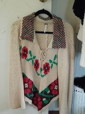 Free People Cream V-Neck Floral Knit Sweater with Red and Green Accents